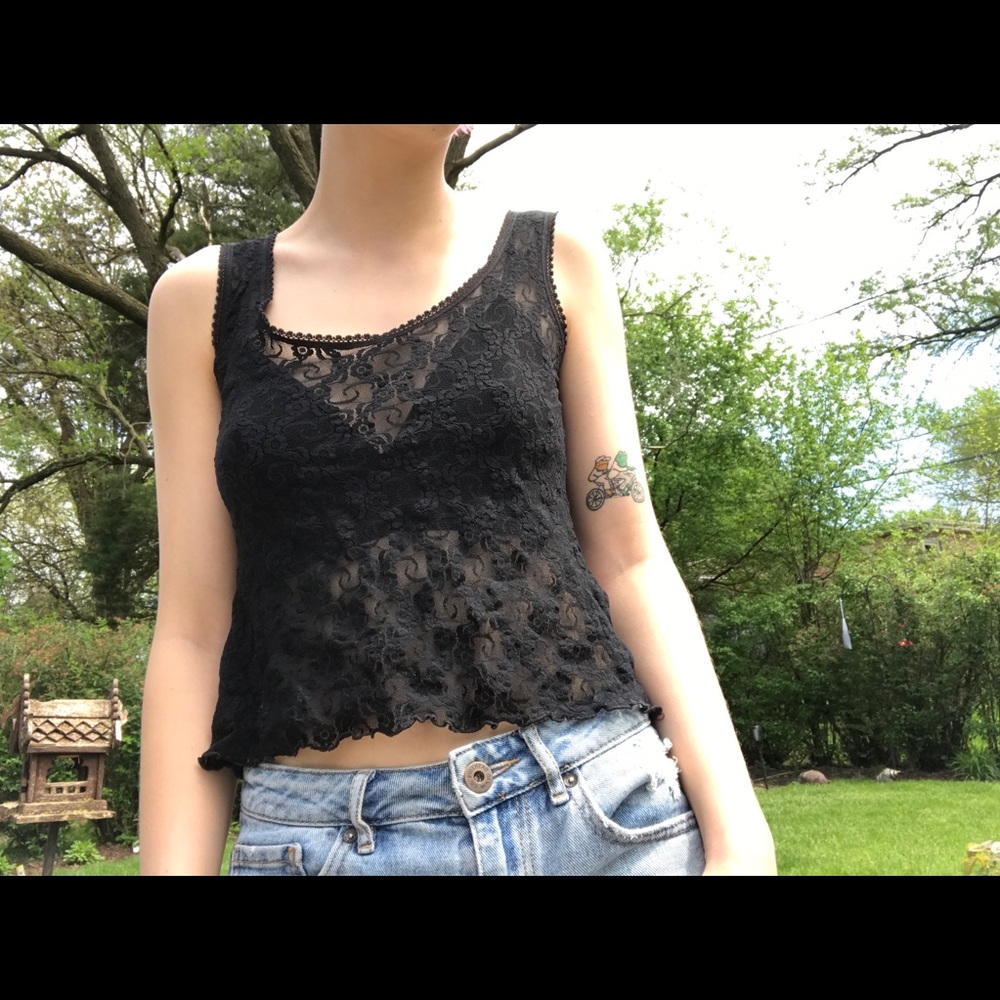 Sexy lace sleeveless shirt sheer